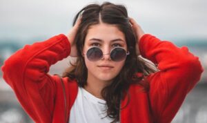 Tips for picking the Perfect Sunglasses for your hair and face shape