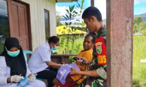 Babinsa Koramil Jila Minta Agar Warga Tetap Jaga Kesehatan Dan Jangan Takut Untuk Berobat