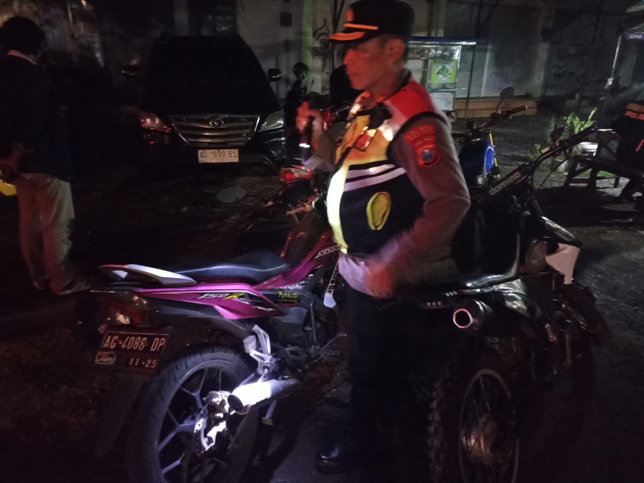 Intensifkan Razia Knalpot Brong, Kapolsek Mojoroto Pimpin Razia Gabungan Cipta Kondisi Masa Kampanye Terbuka