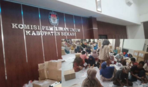 Carut marut Pelipatan Surat Suara, warga klaim KPU Kabupaten Bekasi pilih kasih