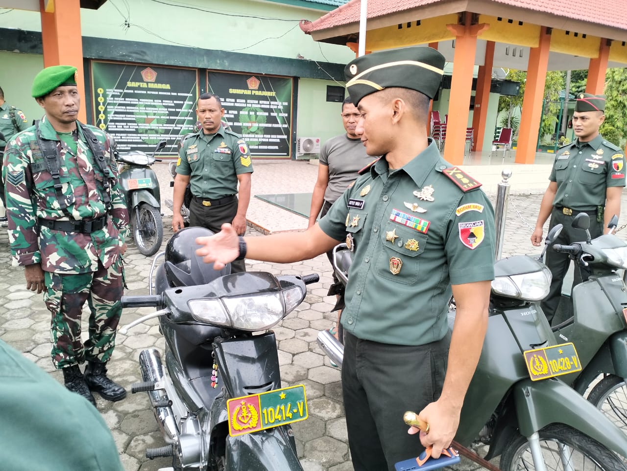 Letkol Arm Ketut Tinjau Kondisi Kendaraan Dinas Babinsa