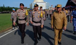 Polda Kalbar Laksanakan Apel Gelar Pasukan Ops Liong Kapuas 2024