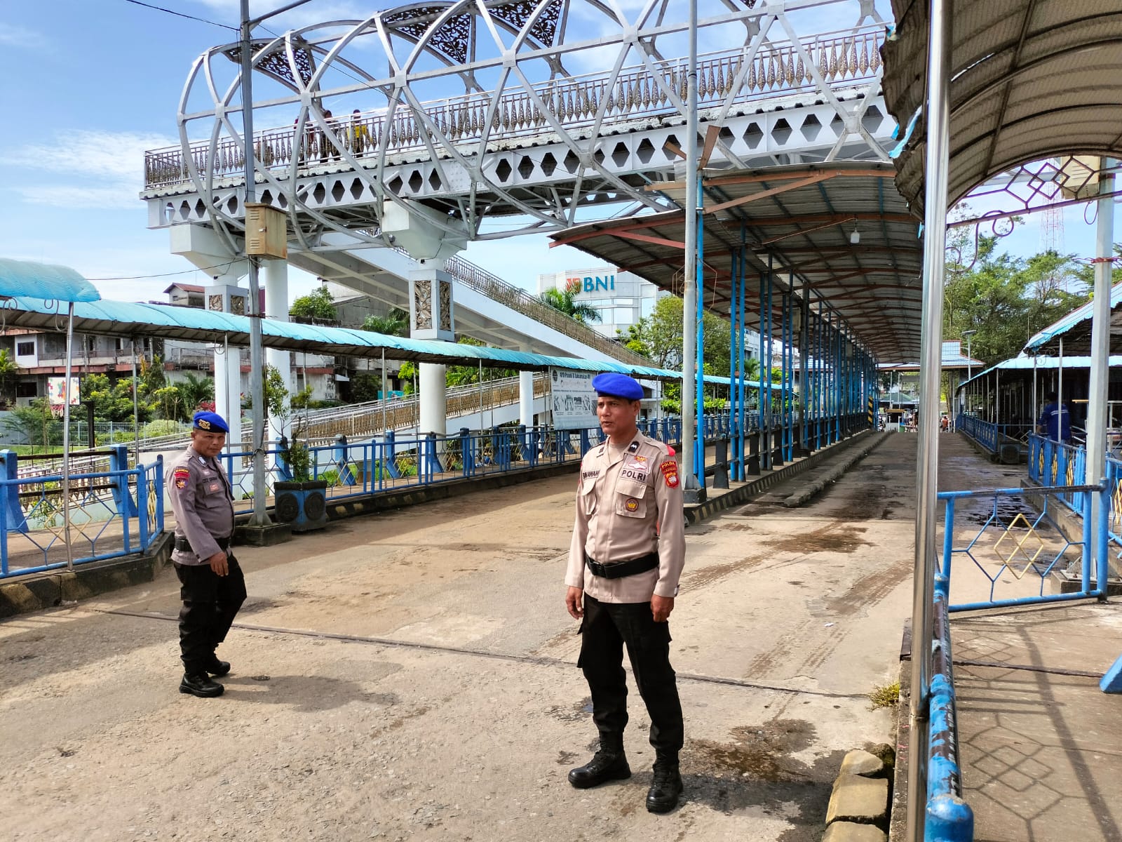 Polair Ops Liong Polda Kalbar Lakukan Pengamanan Jalur Perairan dan Sungai