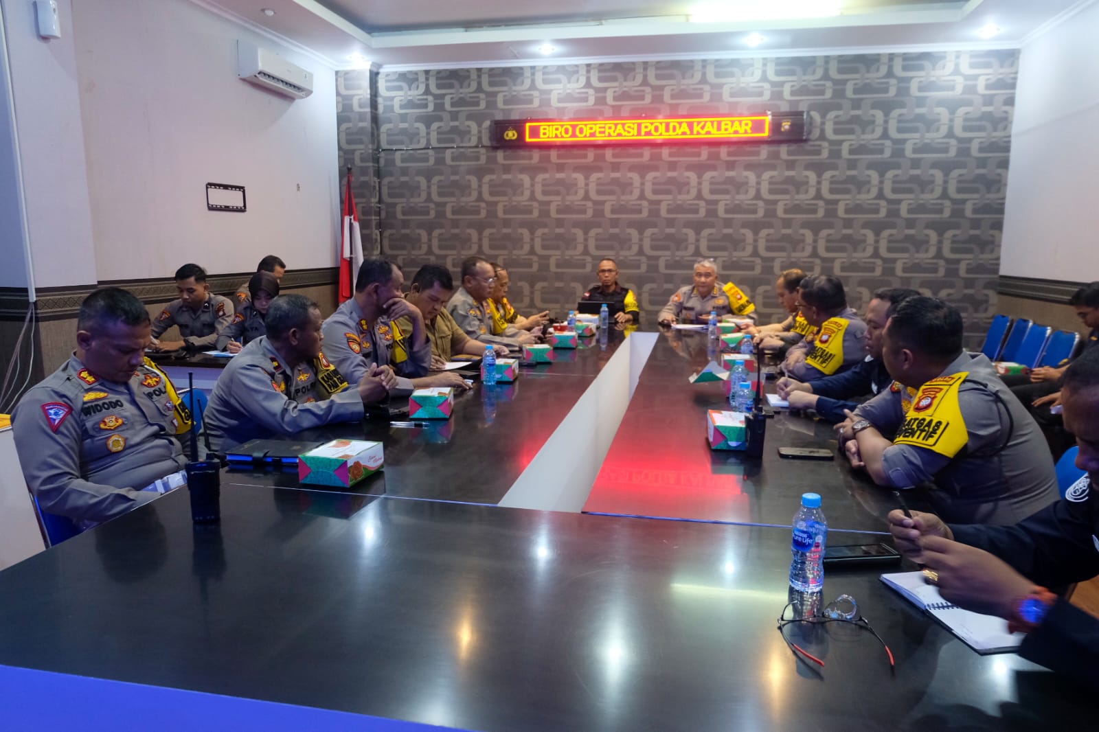 Ciptakan Situasi Menjelang Rekapitulasi Surat Suara di KPU Kalbar Aman