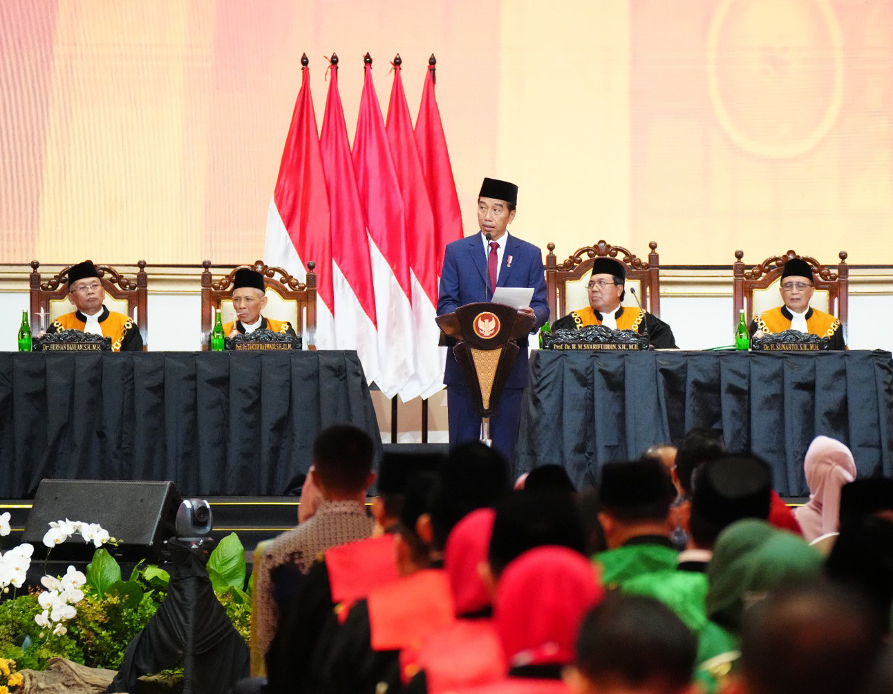 Panglima TNI Dampingi Presiden RI Dalam Acara Laporan Tahunan Mahkamah Agung RI