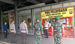 Lakukan Pengamanan Personil TNI – POLRI Ops Liong Kapuas 2024 Singkawang Grand Mall