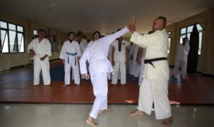 Satbrimob Polda Kalbar Tingkatkan Kemampuan Bela Diri Demi Menunjang Tugas di Lapangan