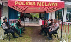 Polres Melawi Bersama TNI, Pol PP, dan Dishub Kabupaten Melawi Melaksanakan Pengamanan Rapat Pleno Hasil Penghitungan Perolehan Suara Pemilu Tahun 2024