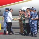 Mayjen TNI Rafael Granada Baay Bersama Forkopimda Jatim Dampingi Presiden Jokowi Resmikan Jalan di Madiun
