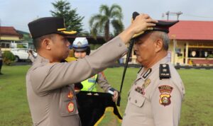 Kasat Binmas AKP. M. Dadang Rusnandar memperoleh kenaikan Pangkat Pengabdian menjadi Komisaris Polisi