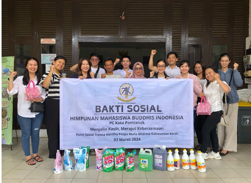 Bakti Sosial Pengurus Cabang HIKMAHBUDHI Kota Pontianak di Panti Sosial Tresna Werdha Puspa Mulia Dharma Kalimantan Barat