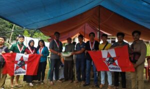 GMNI Melawi Peduli, Salurkan Bantuan Sembako Kepada Masyarakat