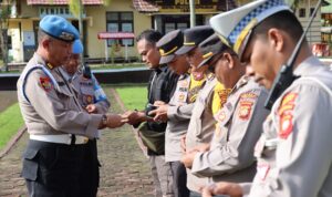Polres Melawi Gencar Pemeliharaan Disiplin: Gelar Gaktiblin dan Tes Urin untuk Seluruh Anggota