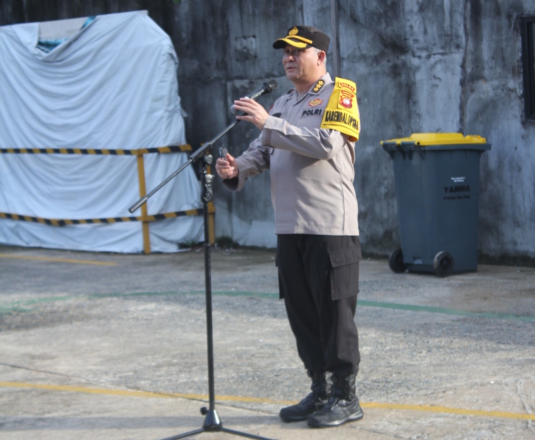 Karendal OPS Mantap Brata Kapuas 2024 Pimpin Apel Pengamanan Rapat Pleno Tingkat Provinsi Kalbar di Hari ke Dua