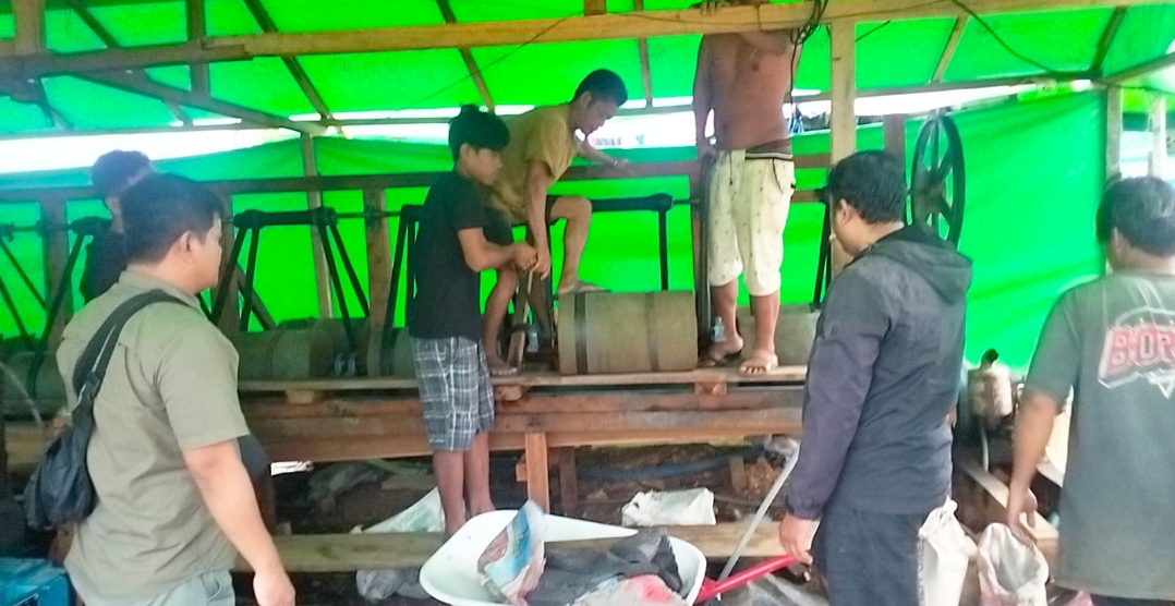 Polda Kalbar Amankan Pertambangan Tanpa Ijin (PETI) di Desa Segar Wangi, Tumbang Titi Ketapang, Yang Sebelumnya Viral Di Media Sosial dan Online