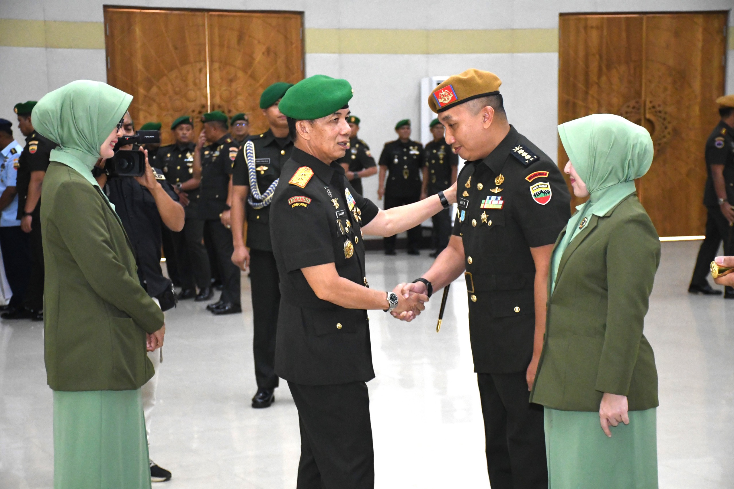 Pangdam I/BB Pimpin Sertijab Danmenarhanud 2/SSM dan Penyerahan Jabatan Kabintaljarahdam serta Tradisi Korps