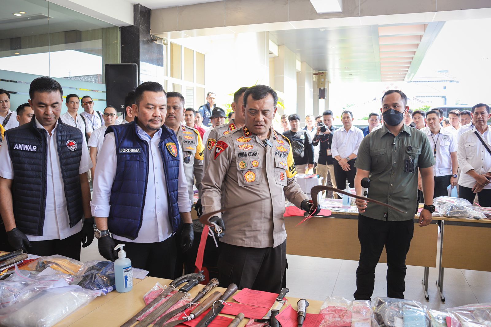 Tiga Pekan Gelar Operasi Pekat, Polda Jateng Ungkap 2.189 Kasus dan Tangkap 3.579 Pelaku