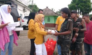 **Ramadhan Berkah: Forum Wartawan FWKP3B Adakan Kegiatan Baksos**