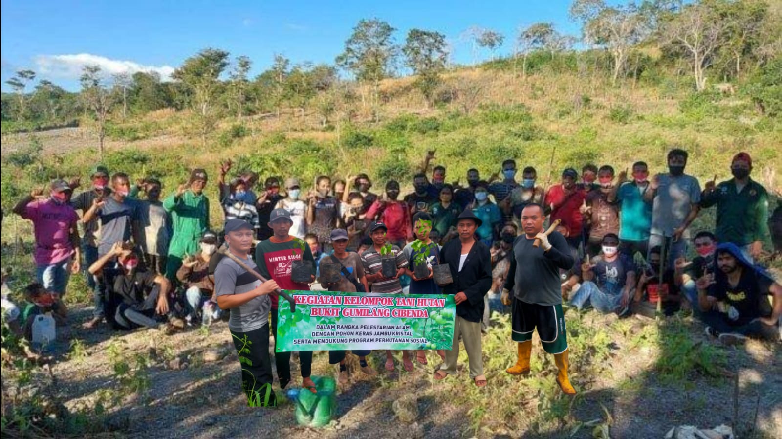 GELAR AKSI PENANAMAN POHON, KTH CIBENDA JAWA BARAT SIAP MENSUKSESKAN PROGRAM PERHUTANAN SOSIAL