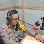 SAT Lantas Polres Takalar Sosialisasi Operasi Keselamatan Pallawa 2024 Melalui Radio FM