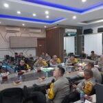 Pimpin Rapat Operasi Mantap Brata Kapuas 2024, Wakapolda Berikan Penekanan Kepada Seluruh Kasatgas Melalui Zoom Meeting
