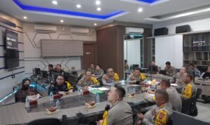 Pimpin Rapat Operasi Mantap Brata Kapuas 2024, Wakapolda Berikan Penekanan Kepada Seluruh Kasatgas Melalui Zoom Meeting