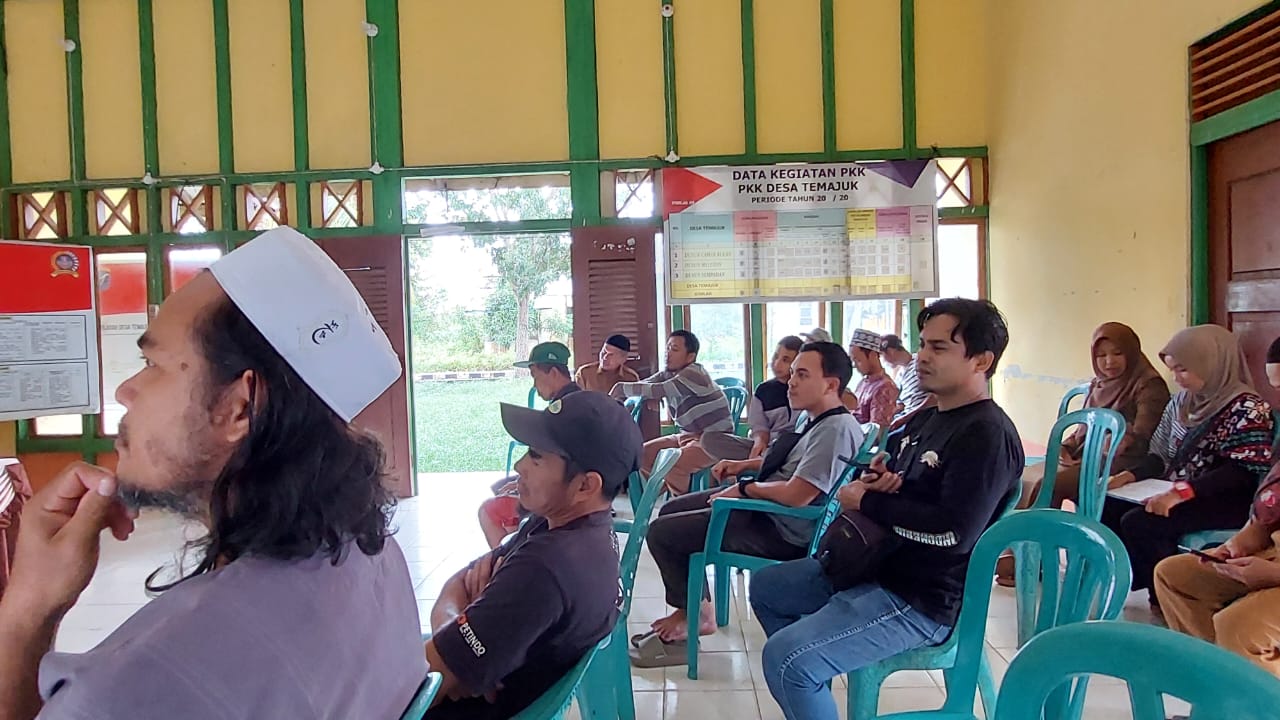 Bansos dari Perangkat Desa, Kepada Kelompok Nelayan di Desa Temajuk Kecamatan Paloh Kabupaten Sambas