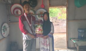 Jelang Ramadhan, GMNI Mempawah Salurkan Bansos untuk Masyarakat Dhuafa