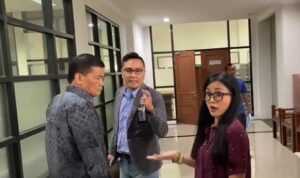 Buntut Pertikaian Artis Nirina Zubir vs Daddy Hartadi, Netizen Dukung dan Ungkap Figur Daddy Hartadi
