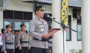 Kapolres Sekadau Pimpin Upacara Hari Kesadaran Nasional dan PTDH Personel Polri