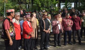 Asisten II Setda Kalbar Buka Event Naik Dango Ke-1 DAD Kota Pontianak