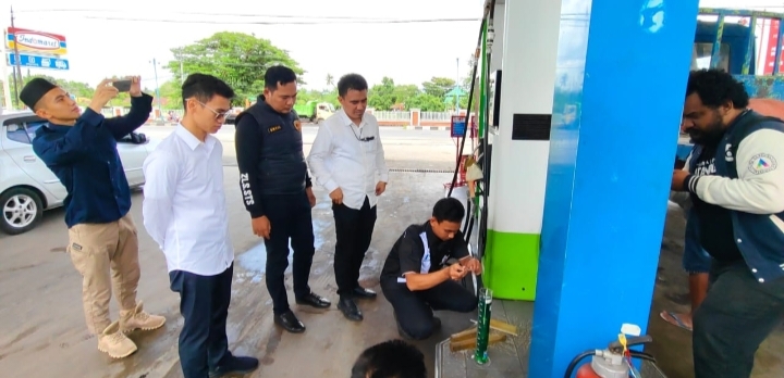 Pastikan Tidak Ada Kecurangan, Polres Maros Sidak SPBU