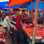 Patroli Dialogis di Pasar Tradisional, Upaya Sat Samapta Polres Takalar Ciptakan Rasa Aman Bagi Masyarakat
