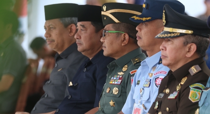 Kapoksahli Mewakili Pangdam XIV/Hsn, Menghadiri Pemberian SK Gubernur Sulsel, Pengangkatan PPPK Formasi TA. 2023*