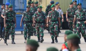 Kapoksahli Mewakili Pangdam XIV/Hsn Hadiri Upacara Purna Tugas Satgas Pamtas RI-PNG Mobile Yonif 433/JS/3/3 Kostrad
