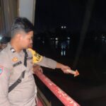 Asik Mandi Seorang Warga Hilang di Bawa Arus Sungai
