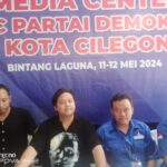 Fadli Utus Team Power Rangers Ambil Formulir Pendaftaran Penjaringan Bacalon Walikota Cilegon ke Partai Demokrat