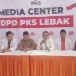H.Akhmad Jajuli Bakal Calon Bupati Lebak Ambil Formulir Pendaftaran Ke PPP dan PKS
