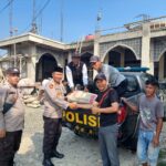 Kapolres Lebak Polda Banten Berikan Bantuan Matrial Semen Untuk Pembangunan Masjid Al Taqwa di Desa Tambakbaya