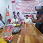 H.Akhmad Jajuli Bakal Calon Bupati Lebak Mengembalikan Formulir Pendaftaran Ke Kantor DPD PKS Lebak