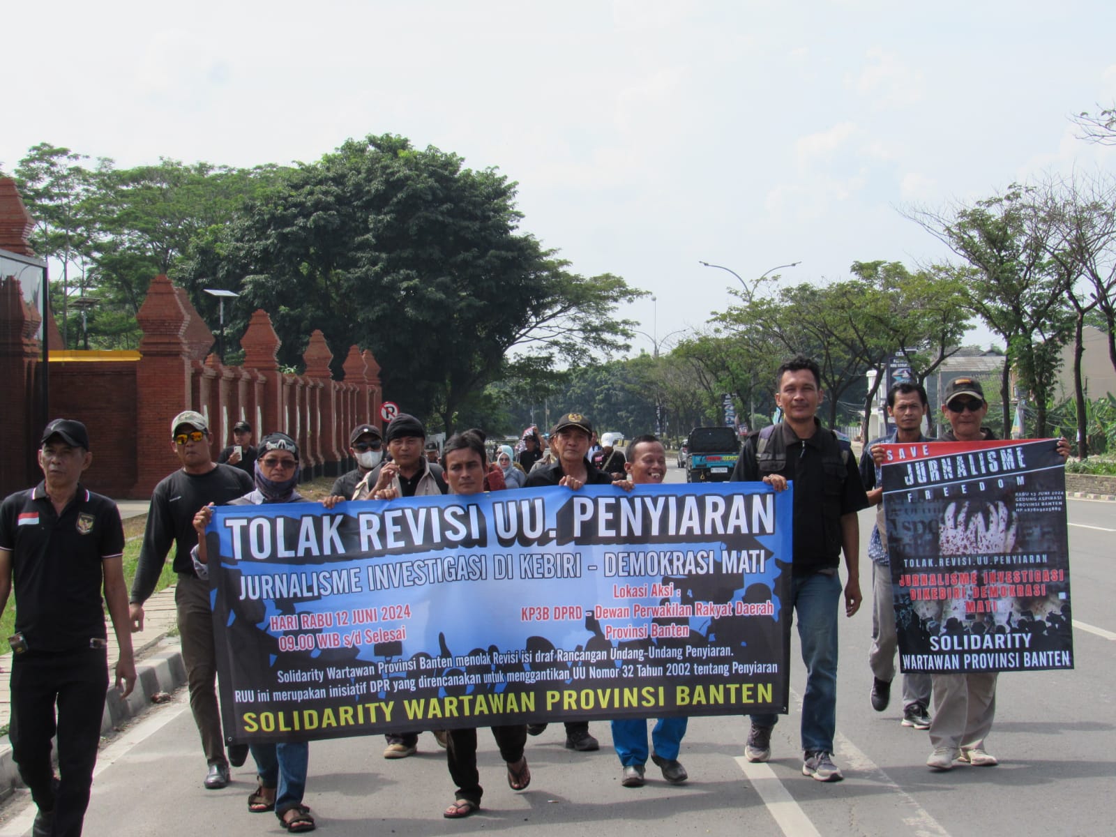 SOLIDARITAS WARTAWAN PROVINSI BANTEN GELAR AKSI TOLAK UU PENYIARAN 