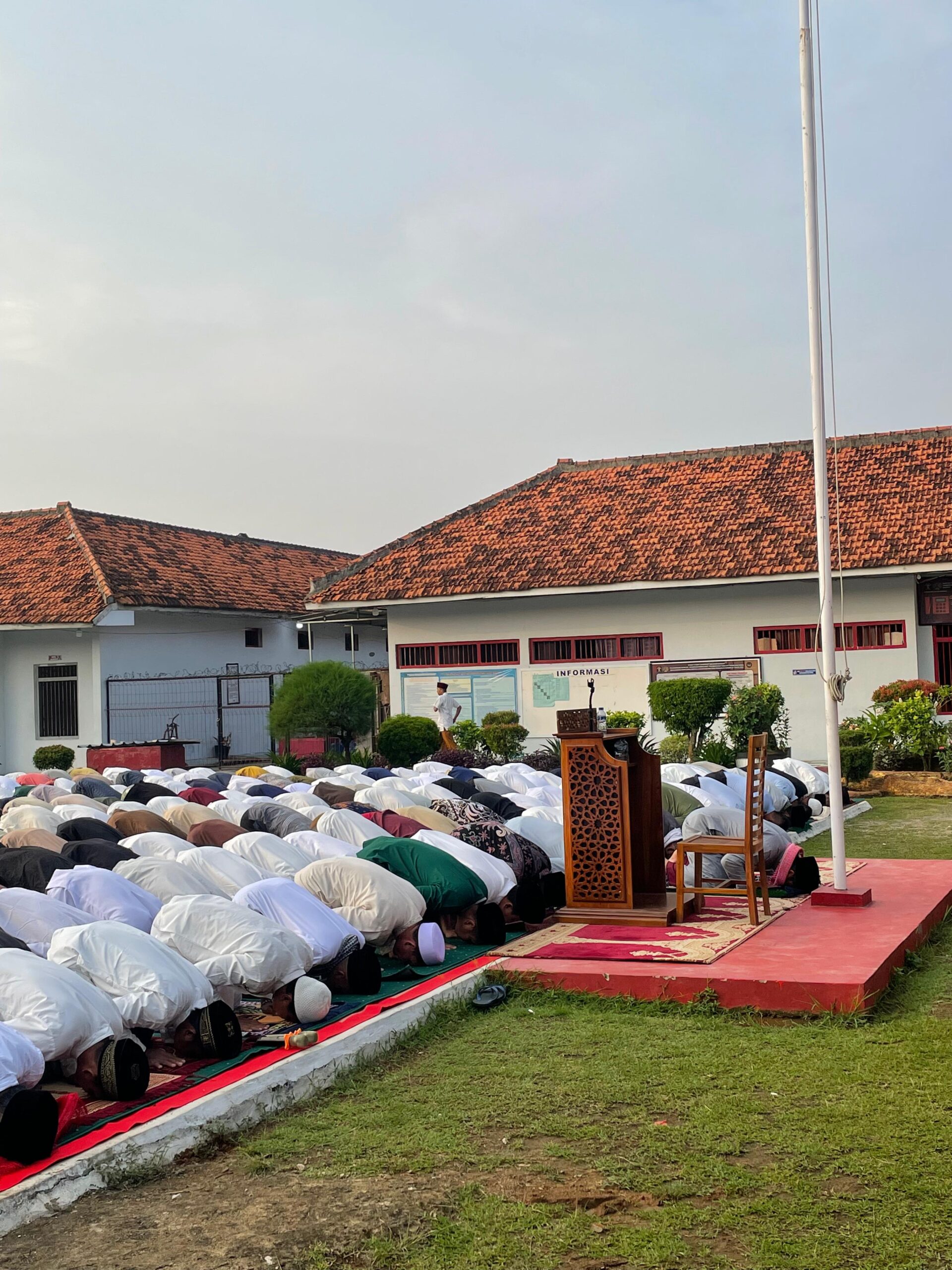 Lapas Kelas IIA Serang Gelar Solat Idul Adha 1445 H dengan Khidmat dan Tertib