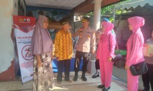 Sambut HUT Bhayangkara Ke – 78, Polsek Pesantren Anjangsana ke Kediaman Purnawirawan dan Warakawuri Polri Serta Anggota Sakit