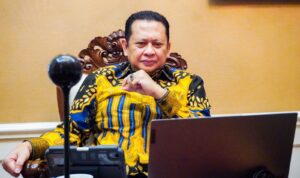 Jadi Penguji Sidang Tertutup Promosi Doktor Fakultas Hukum UNPAD, Ketua MPR RI Bamsoet Soroti Tingginya Nilai Impor Minyak Indonesia