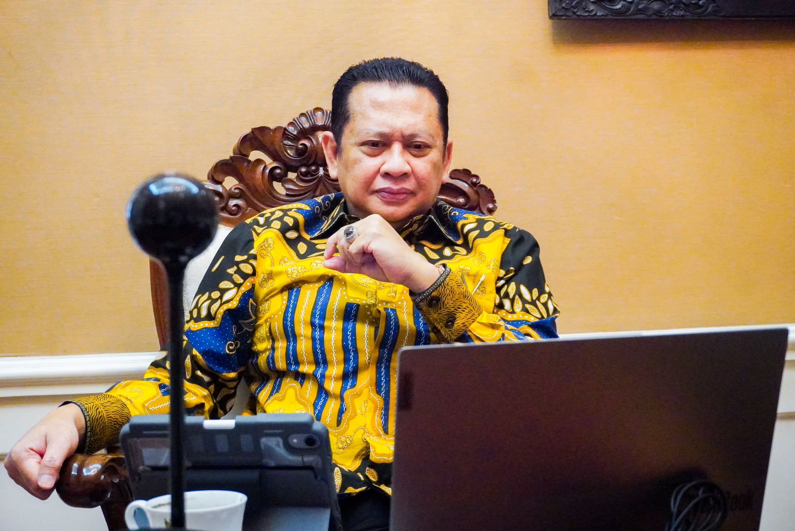 Jadi Penguji Sidang Tertutup Promosi Doktor Fakultas Hukum UNPAD, Ketua MPR RI Bamsoet Soroti Tingginya Nilai Impor Minyak Indonesia