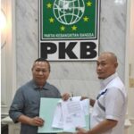 Dewan Pengurus Pusat DPP Dari PKB Memberikan SK Untuk Pasangan Tahap 1 (Satu)