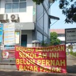 “SMAN 8 Tangerang Selatan Disegel, Pemprov Banten Klaim Lahan Milik Daerah” “SMAN 8 Tangerang Selatan Disegel, Pemprov Banten Klaim Lahan Milik Daerah”