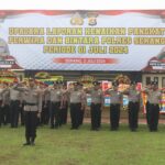 Kapolres Serang Pimpin Upacara Kenaikan Pangkat Personel Polres Serang
