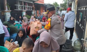 Program Ngariung Iman Ngariung Aman, Kapolres Serang Bersilaturahmi dan Bansos Bersama Masyarakat Perumahan Cikande Permai Program Ngariung Iman Ngariung Aman, Kapolres Serang Bersilaturahmi dan Bansos Bersama Masyarakat Perumahan Cikande Permai