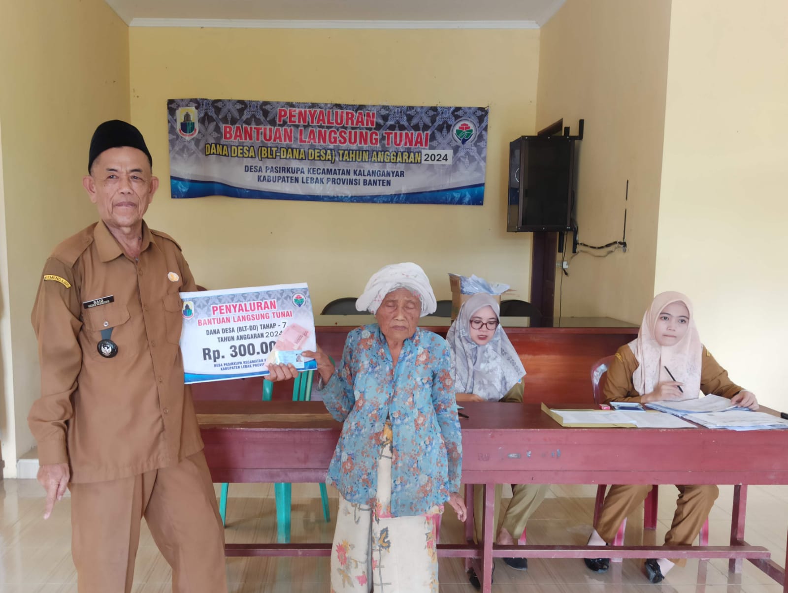 Cair Lagi Pembagian BLT di Desa Pasirkupa 2024